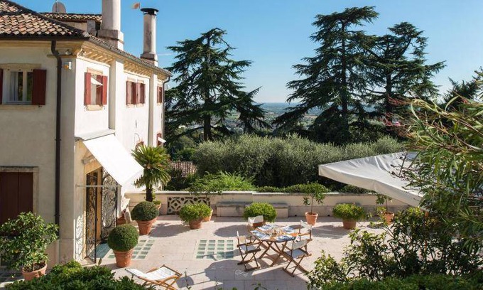Asolo Resort | 450 m² Resort ∙ 6 bedrooms ∙ 14 guests