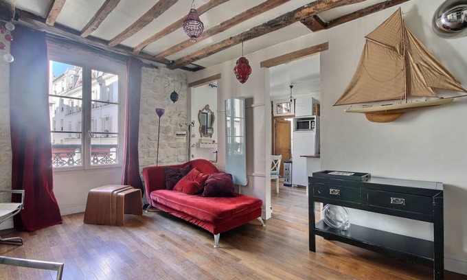 Quartier de Rochechouart Apartment | 63 m² Apartment ∙ 2 bedrooms ∙ 4 guests