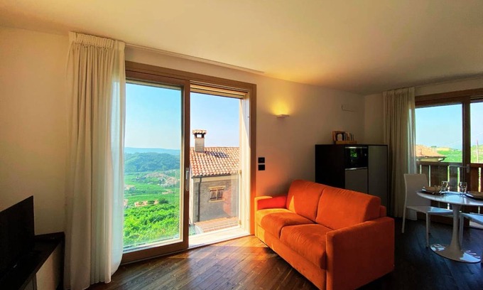 Valdobbiadene Apartment | 65 m² Apartment ∙ 1 bedroom ∙ 3 guests