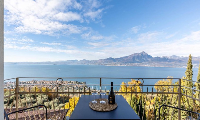 Torri del Benaco Apartment | 75 m² Apartment ∙ 1 bedroom ∙ 4 guests