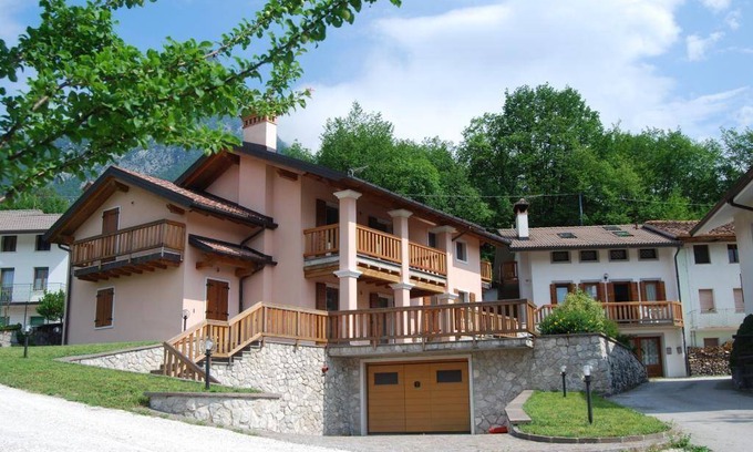 Sospirolo Apartment | 85 m² Apartment ∙ 1 bedroom ∙ 4 guests