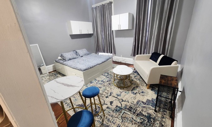 Tudor City Apartment | A spacious studio at the heart of NYC