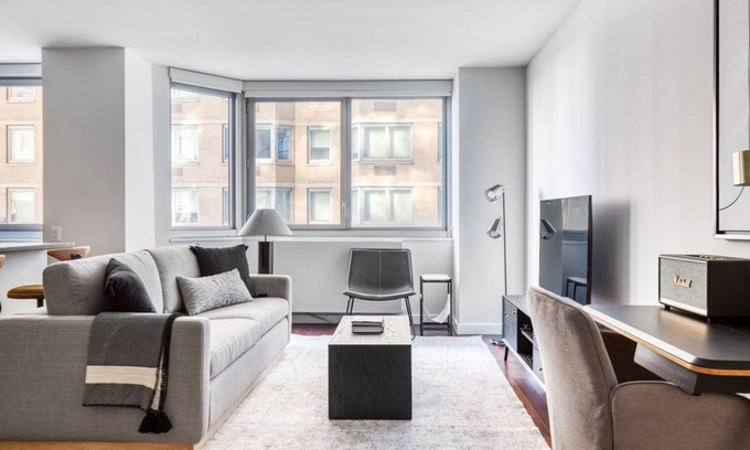Kips Bay Apartment | Airy Kips Bay 1BR w/Elevator & Doorman, walk to Herald Sq, by Blueground