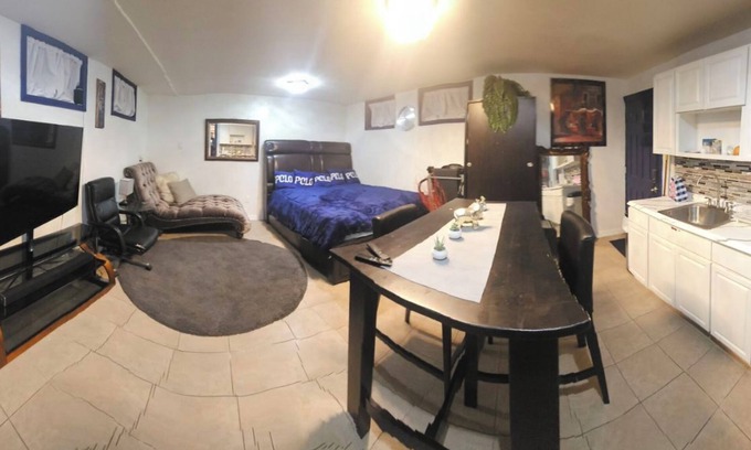 Jamaica Apartment | AMAZING PRIVATE QUIET & COMFORTABLE SHORT STAYS! nKING SZ BED.10 mins from JFK