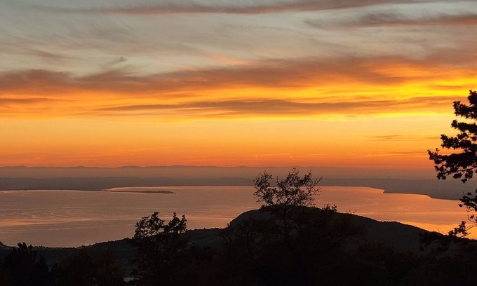 San Zeno di Montagna Apartment | Apartment 'Il Volo' with stunning views of Lake Garda