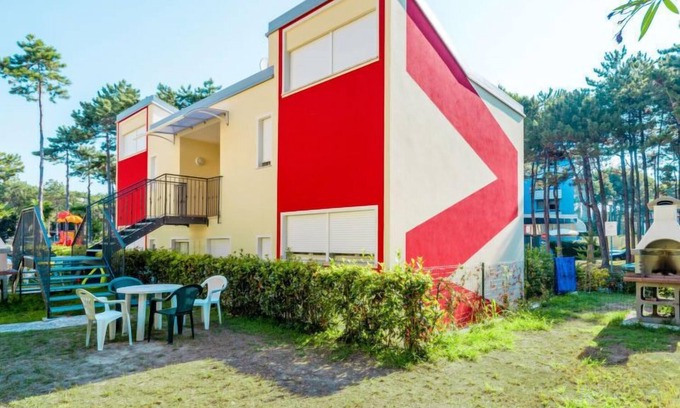 Bibione Lido del Sole Apartment | Apartment Magnolia in Bibione - 5 persons, 2 bedrooms