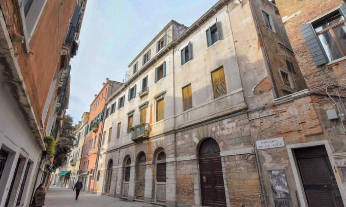 Castello Apartment | Barbaria de le Tole by Interhome