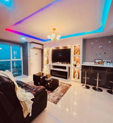 Portmore Apartment | Bayfront Luxury beachfront escape with Pool in Portmore Book Now