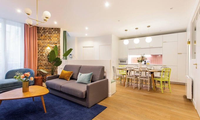 Quartier de Rochechouart Apartment | Beautiful apartment - 4BR/10P - Rue des Martyrs