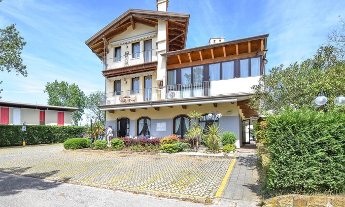 Rosolina Apartment | Beautiful apartment near the beach.