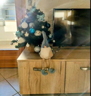 Montioni Apartment | BLUE APARTMENT - a due passi dal lago, parcheggio privato