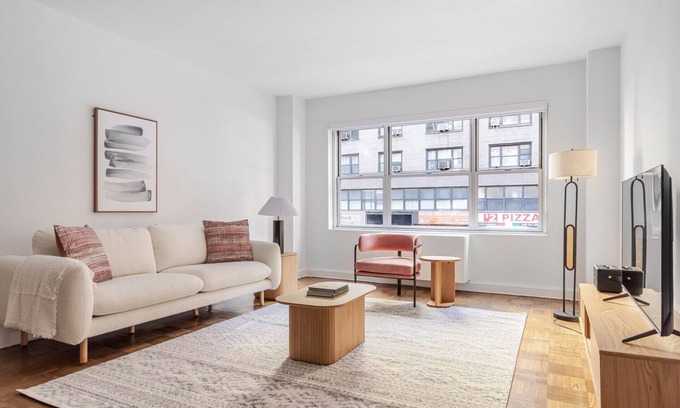 Sutton Place Apartment | Blueground | Midtown East, doorman, nr MoMA