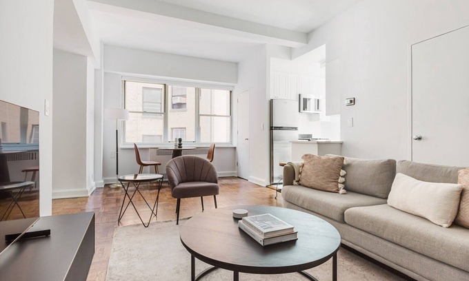 Sutton Place Apartment | Blueground | Midtown East 1bd apartment