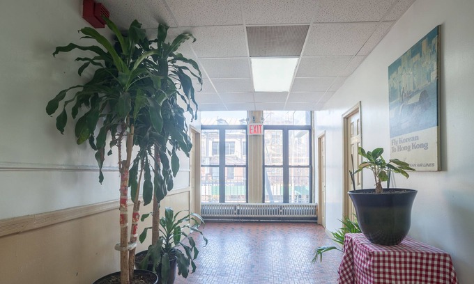 Bowery Hostel | Bowery Grand Hotel - Hostel