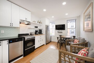 Kips Bay House | Central Manhattan 3Bed/2Bath in New York