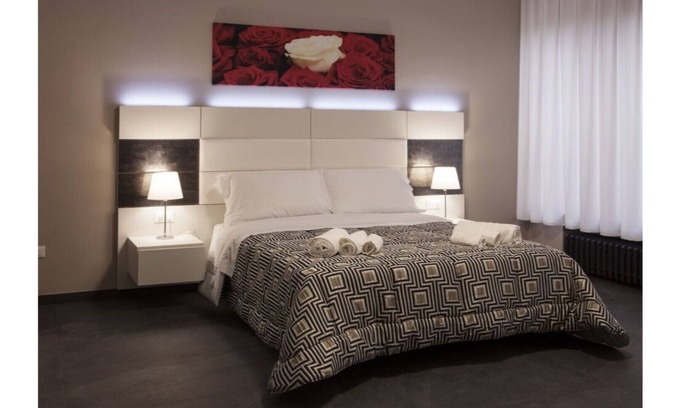 Verona City Centre Apartment | DELUXE ROOM - LIVING ARENA