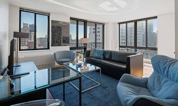 Peter Cooper Village Apartment | Gramercy Park 1 Bedroom with Private Balcony