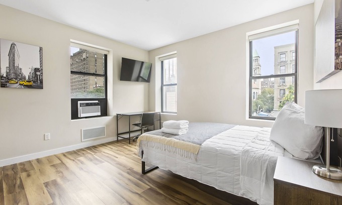 Manhattan Valley Apartment | Grand Premium Room 2 Private-Bath Hotel 99