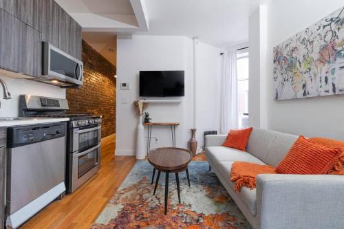 Gramercy Apartment | Heart of East VillGem 3BR1BA Washer Dryer!