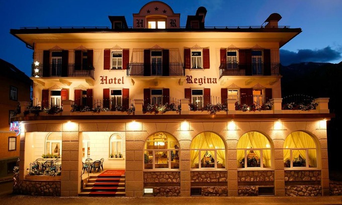 Cortina d'Ampezzo Historic Centre Hotel | Hotel Regina