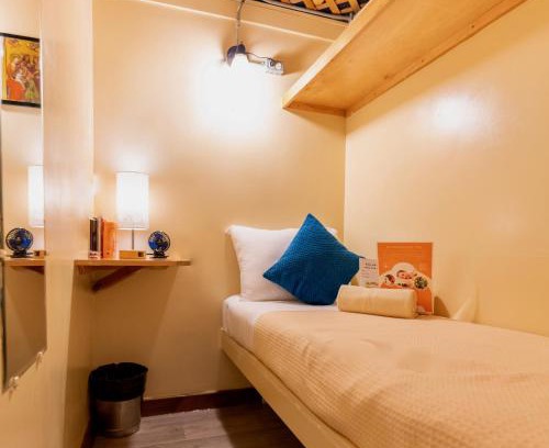 Chelsea Hostel | Interfaith Retreats