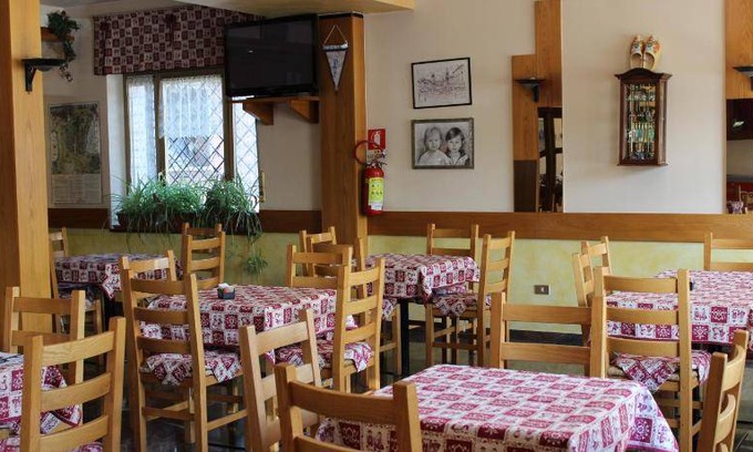 Sant'Ambrogio di Valpolicella Hotel | 20 m² Hotel ∙ 5 guests
