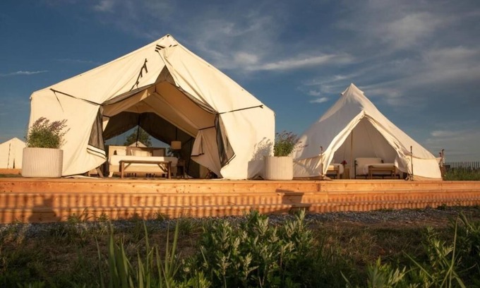 Manhattan Hotel | Journey Family Tent | Collective | Island Retreat for Four Guests