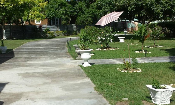 Port Morant House | Kingvilla