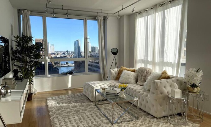 Hell's Kitchen Apartment | Large 3 bedroom 2 Blocks from Times Square