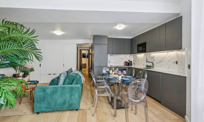 Saint-Germain-des-Pres Apartment | Lavie Maison : Cozy flat in Saint Germain