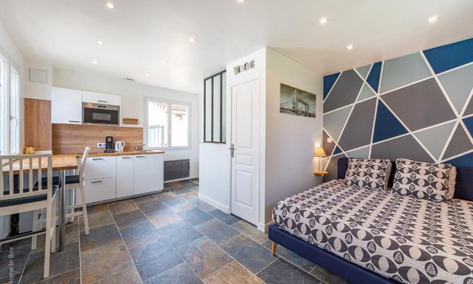 Chessy Apartment | Love N Chic 3 Studios Disneyland 5 min