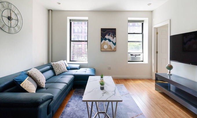 Upper West Side Apartment | Lovely and Stylish 3 Bedroom unit in the UWS #6163