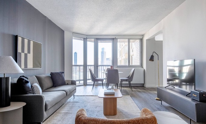 Kips Bay Apartment | Lovely Murray Hill 3BR w/Gym & Lounge, nr East River, by Blueground