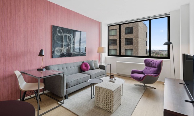 Brooklyn Heights Apartment | Lovely One Bedroom in Classic Brooklyn Heights