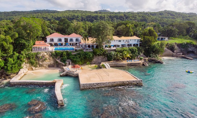 Oracabessa Villa | Luxury 13-bedroom, 7-acre, oceanfront villa, with all-inclusive option.