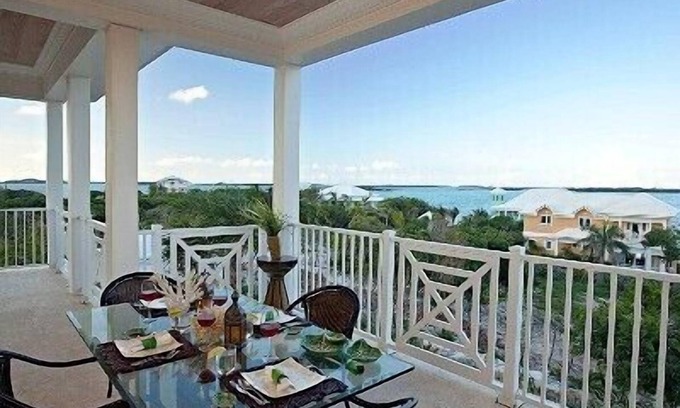George Town House | Luxury Home in Feb. Pt. with dip pool, spectacular ocean views, steps to beach