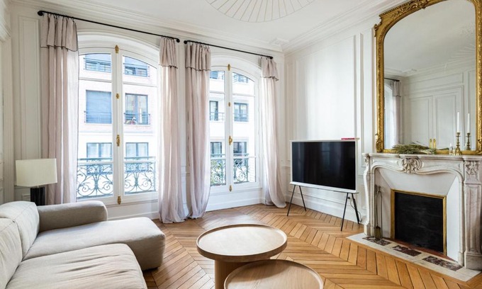 Montparnasse Apartment | maison tchoupi