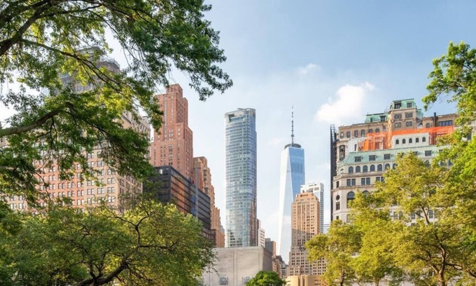 Bowery House | Memorable Getaway! 4 Deluxe Units, A Few Minutes Trip to the Cooper Triangle!