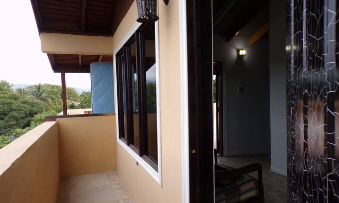 Kingston Apartment | Minutes away from New Kingston and some of Kingston's finest nightlife.