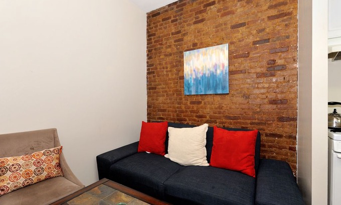 Kips Bay Apartment | Murray's Murray Hill Classic - Two Bedroom Apartment - Apartment