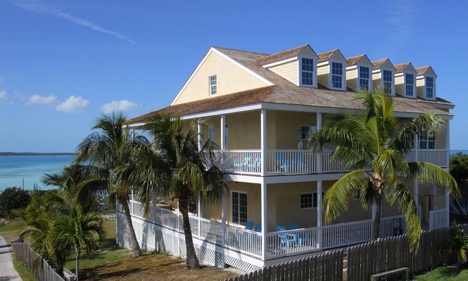 Dunmore Town House | Ocean View huge 5 Bedroom Family or Friends Get Togethers Home away from home.