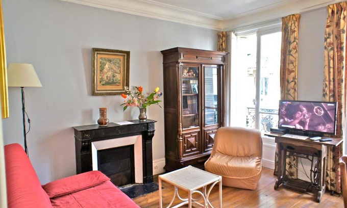 5th Arrondissement Apartment | One Bedroom Quartier Latin