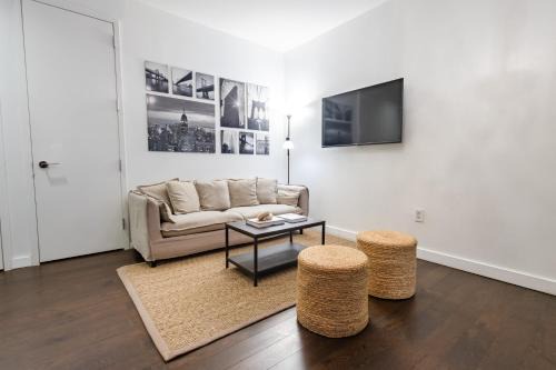 Financial District Apartment | Outstanding & Cozy 4BDR & 2BTH in Downtown Manhattan