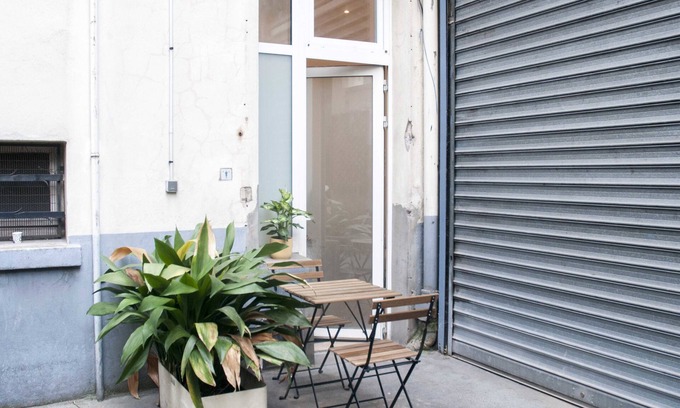 Quartier de la Goutte-d'Or Apartment | Parisian refurbished loft near Montmartre