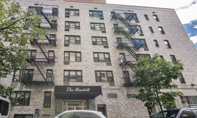 Kips Bay Condo | Penthouse 1BD1BA in Kips Bay with free laundry