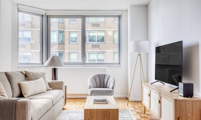 Kips Bay Apartment | Premium Kips Bay 1BR w/Doorman & Elevator, walk to Macy's, by Blueground
