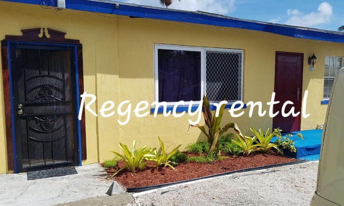 Regency Park Apartment | Regency Rentals
