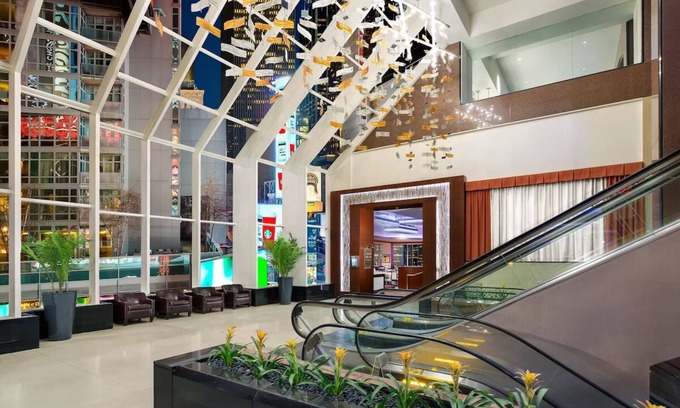 Theater District House | Savor An Exhilarating Experience! 4 Times Square View Units, Pets Allowed