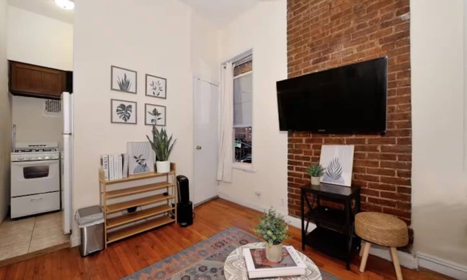 Tribeca Apartment | Stylish UES Studio! New York Escape!