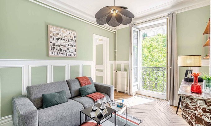Saint-Germain-des-Pres Apartment | Sweett | Saint Germain III